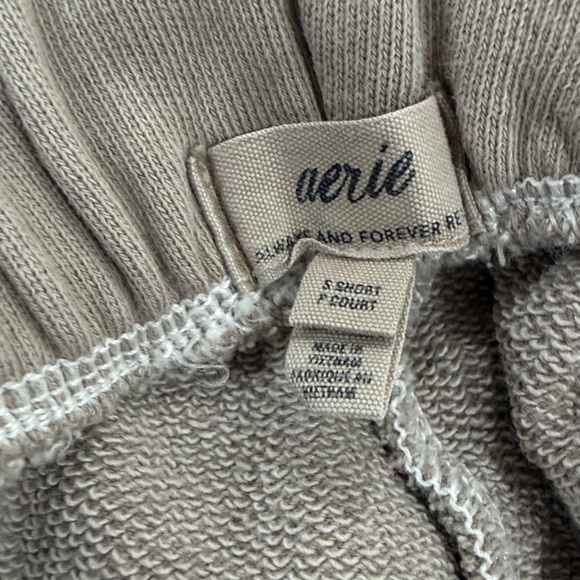 Aerie Street Trouser in Stone Harbor - Picture 12 of 14